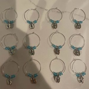 Baby foot wine charms - blue beads - silver charm